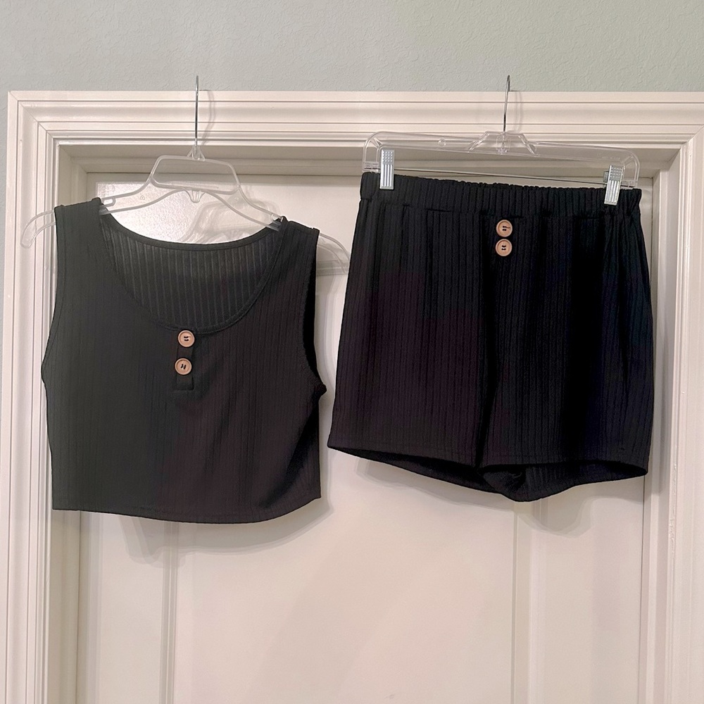 Adorable SHEIN matching set! Brand new condition! 🖤